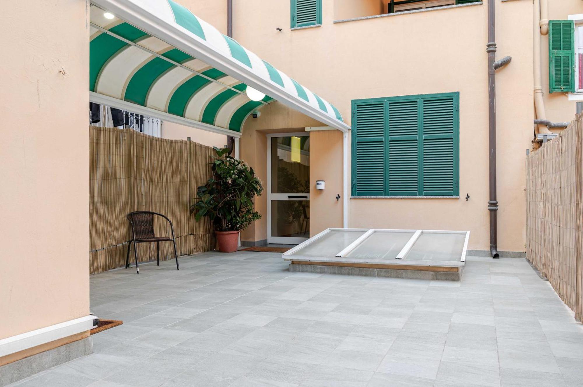 Hotel Posta - 3 Stars - Comfortable Stay In ונטימיגליה מראה חיצוני תמונה